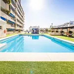 Vacation I Puerto Banus Sea Front, Sea View, New Decoration, Bbq, 24-7 Security, Pool * Marbella