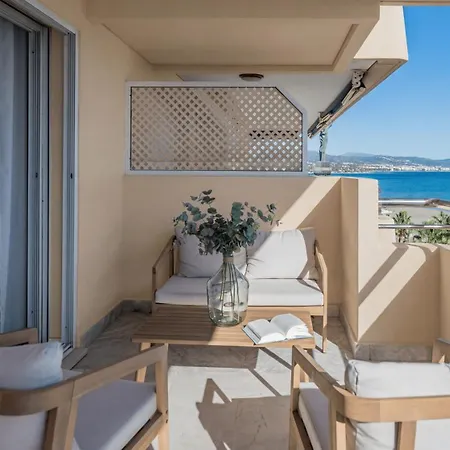 Apartament Vacation I Puerto Banus Sea Front, View, 24-7 Security, Pool