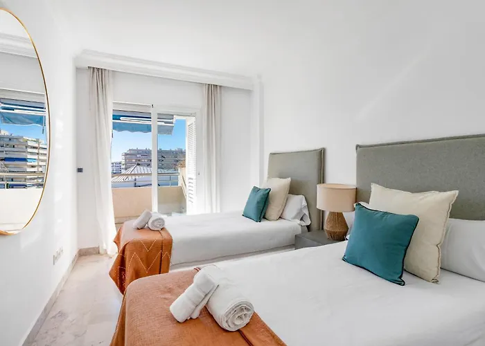 Vacation I Puerto Banus Sea Front, View, 24-7 Security, Pool شقة ماربيا
