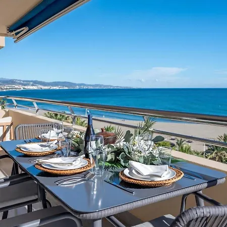 Vacation I Puerto Banus Sea Front, Sea View, New Decoration, Bbq, 24-7 Security, Pool
