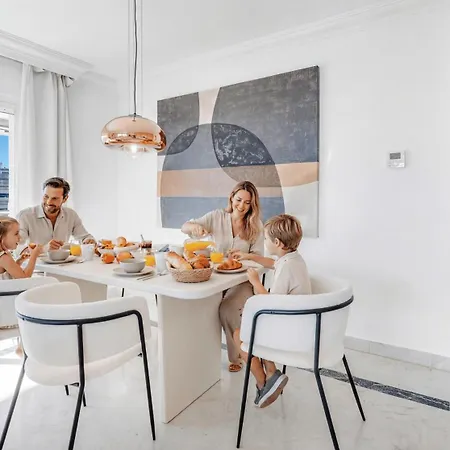 Διαμέρισμα Vacation I Puerto Banus Sea Front, Sea View, New Decoration, Bbq, 24-7 Security, Pool Μαρμπέλλα