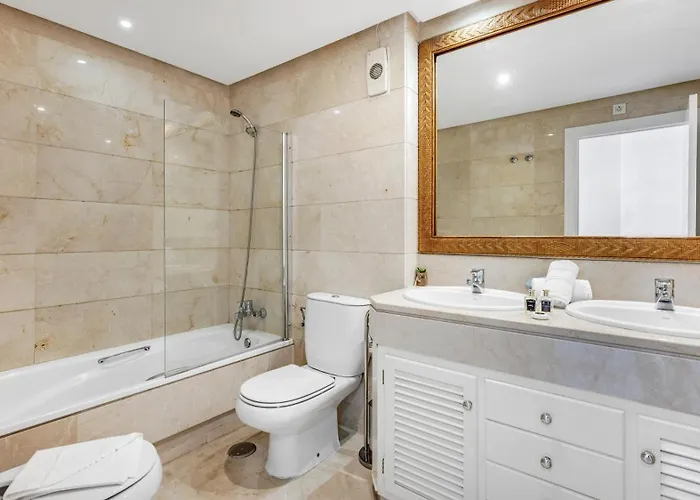 Vacation I Puerto Banus Sea Front, View, 24-7 Security, Pool דירה מארבלה