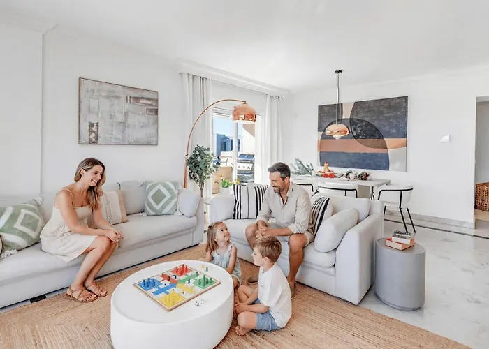 Vacation I Puerto Banus Sea Front, View, 24-7 Security, Pool מארבלה